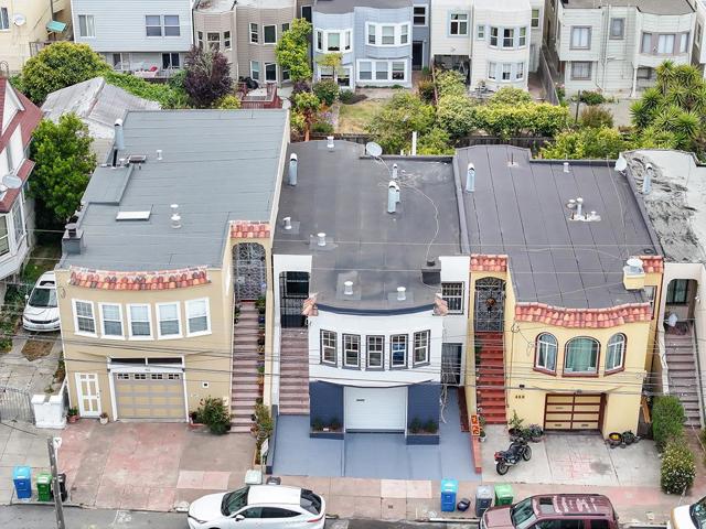 454 Ellington Avenue, San Francisco CA: https://media.crmls.org/mediaz/570c25b6-10b3-4d91-a8ef-ca6d453ef00e.jpg