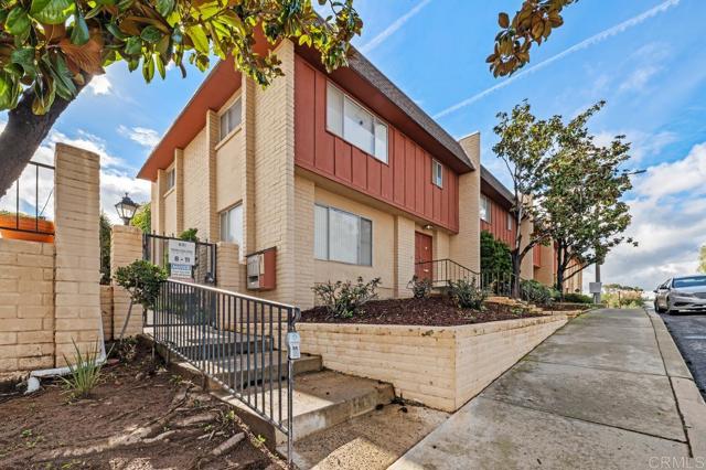 Detail Gallery Image 2 of 28 For 831 E 3rd Ave #8,  Escondido,  CA 92025 - 2 Beds | 2/1 Baths