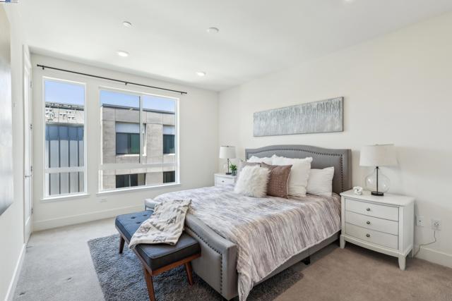 3819 Improvement Ter, Fremont CA: https://media.crmls.org/mediaz/570d99e1-4d8f-423e-ace0-2f6640f5b8e6.jpg