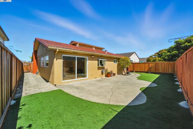 420 Camden Rd, Alameda CA: https://media.crmls.org/mediaz/570dc908-9eec-41c6-82cf-cc7514ddc37b.jpg