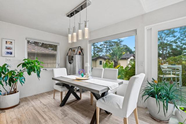 0 2SW Forest Avenue, Carmel CA: https://media.crmls.org/mediaz/570e34bb-1d8a-465c-8fd9-a0ce916d708f.jpg