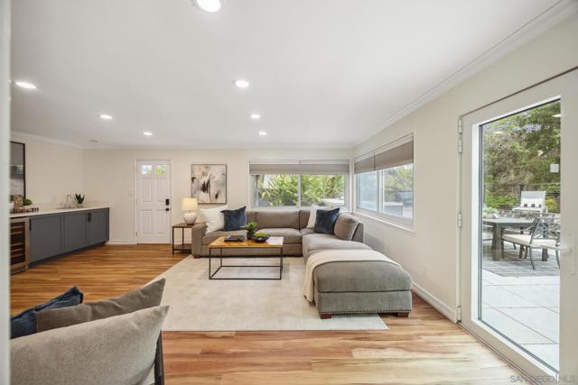 3602 Hyacinth Dr, San Diego CA: https://media.crmls.org/mediaz/570e35ae-5d73-49e4-9e70-563f0f82f9af.jpg