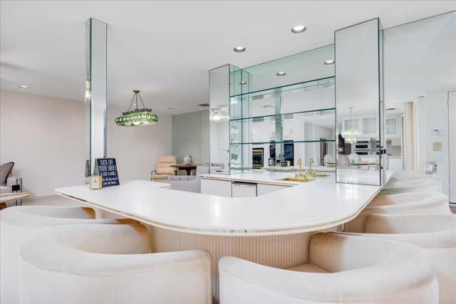 19 Colgate Drive, Rancho Mirage CA: https://media.crmls.org/mediaz/570fce0a-c45c-4e92-86ff-6c6b1d82a7c5.jpg