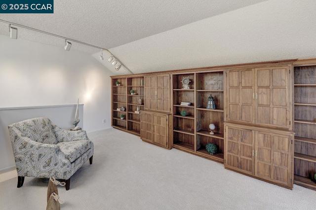 3244 Terra Granada Dr, Walnut Creek CA: https://media.crmls.org/mediaz/5710e3b9-2861-418a-b057-5b898a598baa.jpg
