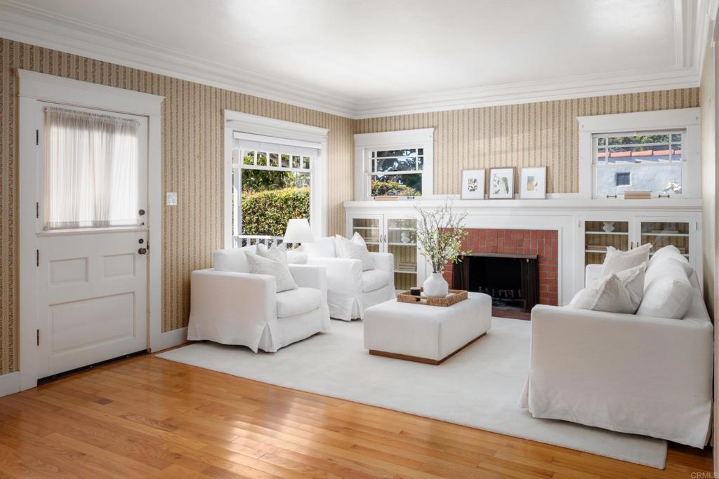 1138 Virginia Way - photo 4