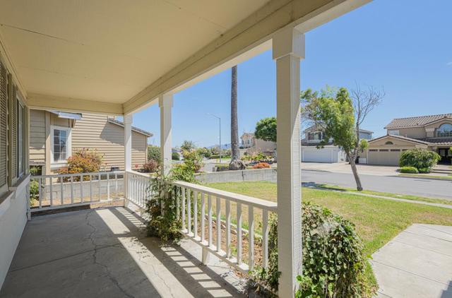 736 Potrero Way, Salinas CA: https://media.crmls.org/mediaz/5712b1ba-93ff-4485-b50b-2b3bfa3b4bdf.jpg