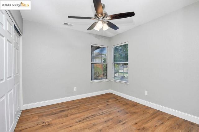 668 Miller Dr, Oakley CA: https://media.crmls.org/mediaz/57148957-5093-4013-a295-987d35c380dd.jpg