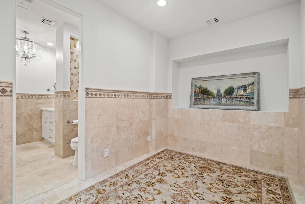 5714d07a 1e06 4e89 8865 De2551b45d16