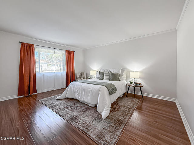 1167 Kirkford Way, Westlake Village CA: https://media.crmls.org/mediaz/5715af49-51c1-4675-8ea4-a49f8100a0d9.jpg