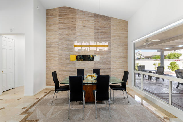 78210 Gray Hawk Drive, Palm Desert CA: https://media.crmls.org/mediaz/5716a9e3-1bd6-4d95-aa01-9f600588556f.jpg