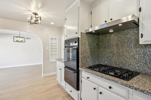 882 Harder Road, Hayward CA: https://media.crmls.org/mediaz/5716fe64-4c72-49ca-b906-90b3f3b03efa.jpg