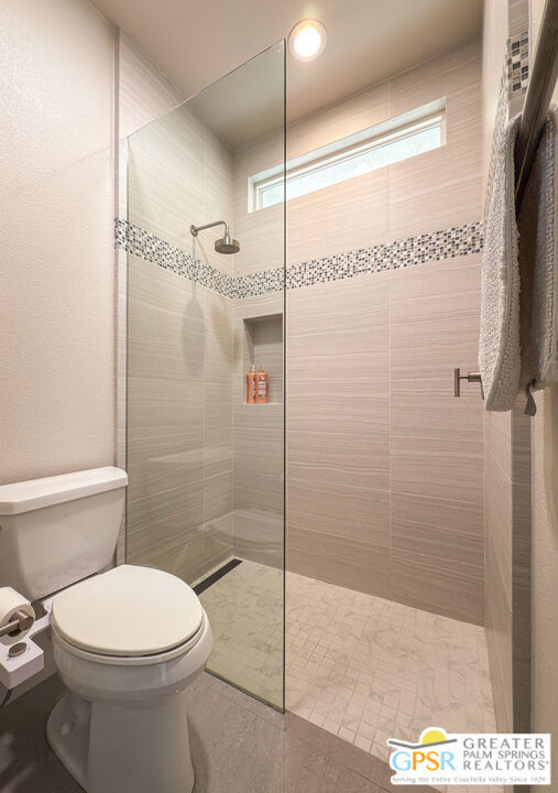 669 Wilson Lane, Palm Springs CA: https://media.crmls.org/mediaz/5717f1a1-0d52-49b1-b77a-0e762b1be91f.jpg