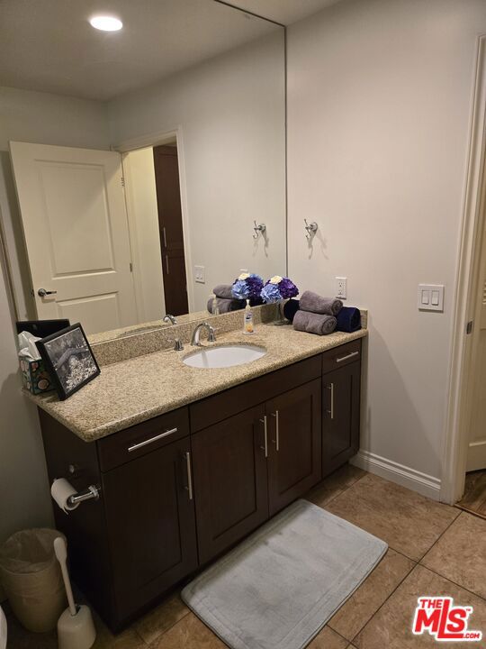 7100 Alvern Street, Los Angeles CA: https://media.crmls.org/mediaz/5718561b-a0c5-418b-ad14-a58476c3cefe.jpg