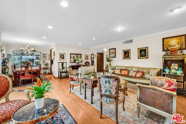 10701 Wilshire Boulevard, Los Angeles CA: https://media.crmls.org/mediaz/571c2024-8e90-4227-af5a-d8ab4268072f.jpg