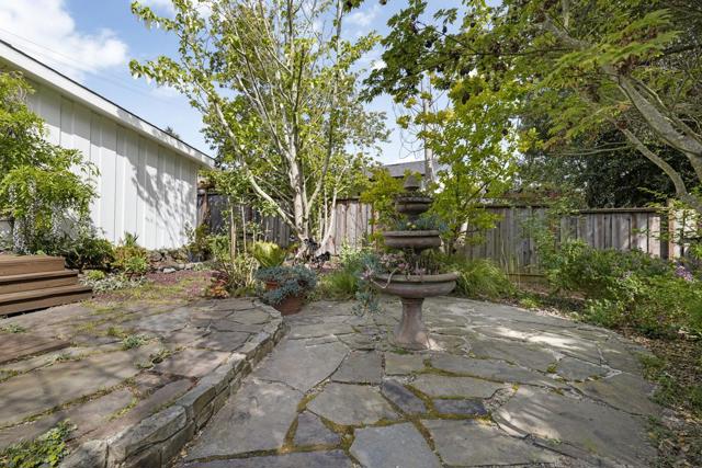420 Clubhouse Drive, Aptos CA: https://media.crmls.org/mediaz/571d9351-ab21-421b-ba83-e59637a604d0.jpg