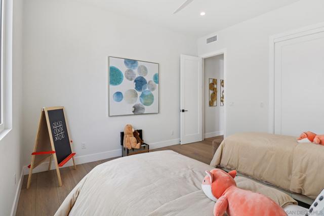 1850 Illion St, San Diego CA: https://media.crmls.org/mediaz/571e1f88-8147-4130-ac6d-cc3c01db9bf2.jpg