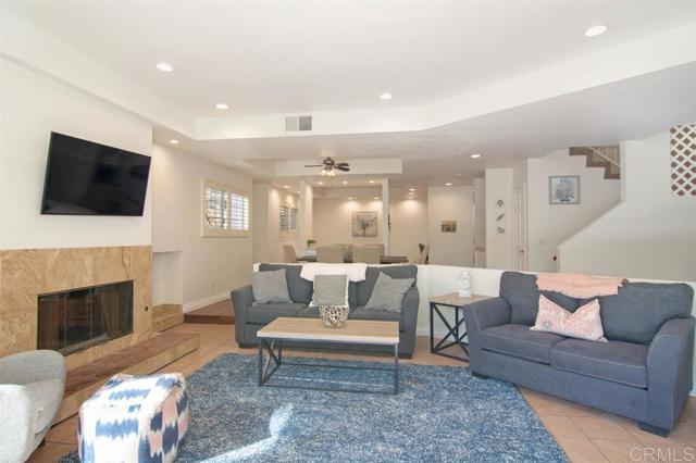 Detail Gallery Image 8 of 25 For 942 D Ave a,  Coronado,  CA 92118 - 3 Beds | 2/1 Baths