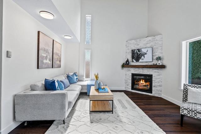 227 Center Avenue, Aptos CA: https://media.crmls.org/mediaz/571e92c9-d581-44f4-9a17-30a7a218ec4e.jpg