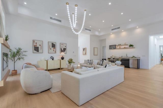769 Allen Court, Palo Alto CA: https://media.crmls.org/mediaz/571ef909-8287-49ca-951c-1f4969bf7d92.jpg
