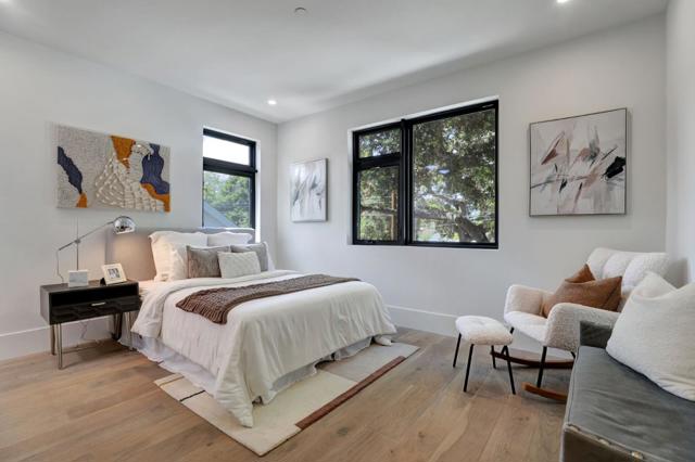 546 9th Avenue, Menlo Park CA: https://media.crmls.org/mediaz/57208011-6a63-4421-b915-f49e8e962774.jpg