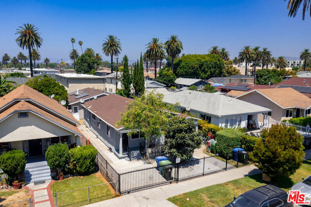 Image 17 of 20 For 2749 Mansfield Avenue