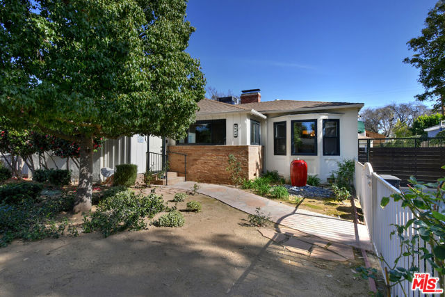 4610 Wortser Avenue photo 7