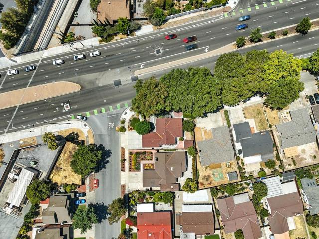 1641 Rue Avati, San Jose CA: https://media.crmls.org/mediaz/57247bc5-24c9-4d41-a578-b71b486d475d.jpg