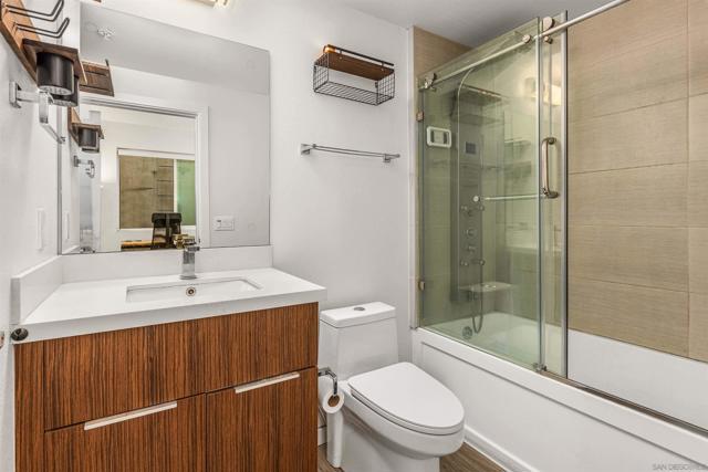 2879 B St, San Diego CA: https://media.crmls.org/mediaz/5724dfbb-63c3-4367-913d-b451baec6ba5.jpg