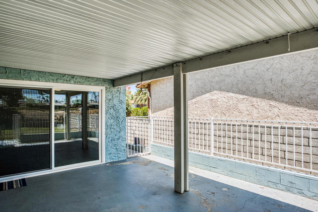 43726 Virginia Avenue, Palm Desert CA: https://media.crmls.org/mediaz/5724f6b9-3b11-467e-963a-d7141d9a974a.jpg