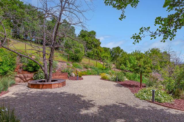 26896 Alejandro Drive, Los Altos Hills CA: https://media.crmls.org/mediaz/572572e9-e636-4583-9e80-d589741c83c8.jpg