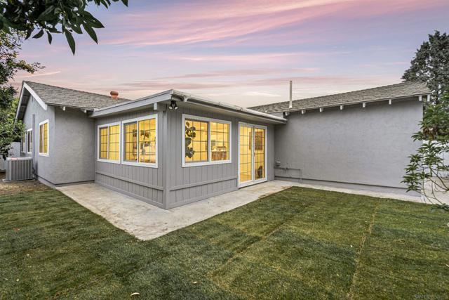 10671 Montego Dr, San Diego CA: https://media.crmls.org/mediaz/57263265-b0db-438a-87b2-3b2f9065bcb2.jpg