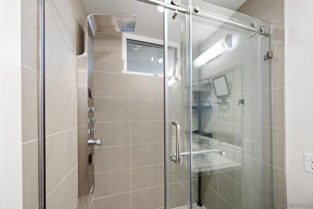 2875 B Street, San Diego CA: https://media.crmls.org/mediaz/572653a1-2390-4a98-ba46-d9ccdcf1433b.jpg