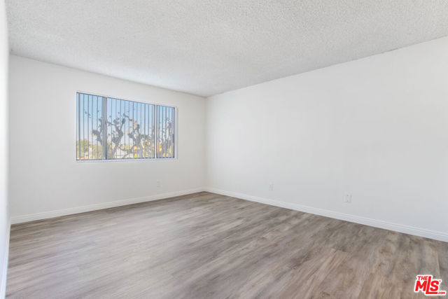 5000 S Centinela Avenue, Los Angeles CA: https://media.crmls.org/mediaz/57270dc6-ba0b-4f08-b6c9-65a1be33a9e3.jpg