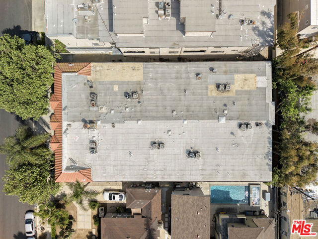 Image 12 of 21 For 5712 Camellia Avenue