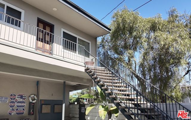 1117 Pacific Avenue, 3 photo 2
