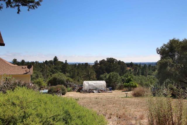 46 Valley View Road, Watsonville CA: https://media.crmls.org/mediaz/5729239a-d46c-47cd-93eb-118ce8c9c3f4.jpg