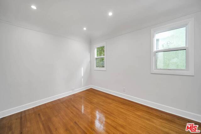 1316 Thayer Avenue, Los Angeles CA: https://media.crmls.org/mediaz/57298a99-7dd8-4beb-a73f-545c813e351b.jpg