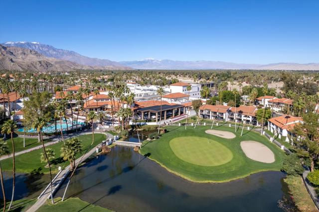 25 Juan Carlos Drive, Rancho Mirage CA: https://media.crmls.org/mediaz/572a557d-c7f5-4d81-8591-caea8b9f6a11.jpg