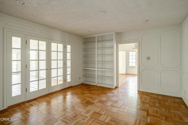 Detail Gallery Image 17 of 37 For 4463 Commonwealth Ave, La Canada Flintridge,  CA 91011 - 3 Beds | 2 Baths