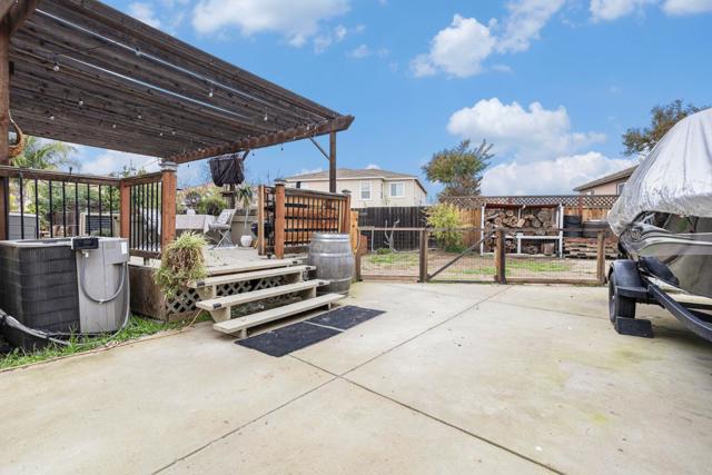 130 Ridge Crest Court, Oakley CA: https://media.crmls.org/mediaz/572b1697-36b2-4d5a-b6c7-0b2891206c8e.jpg