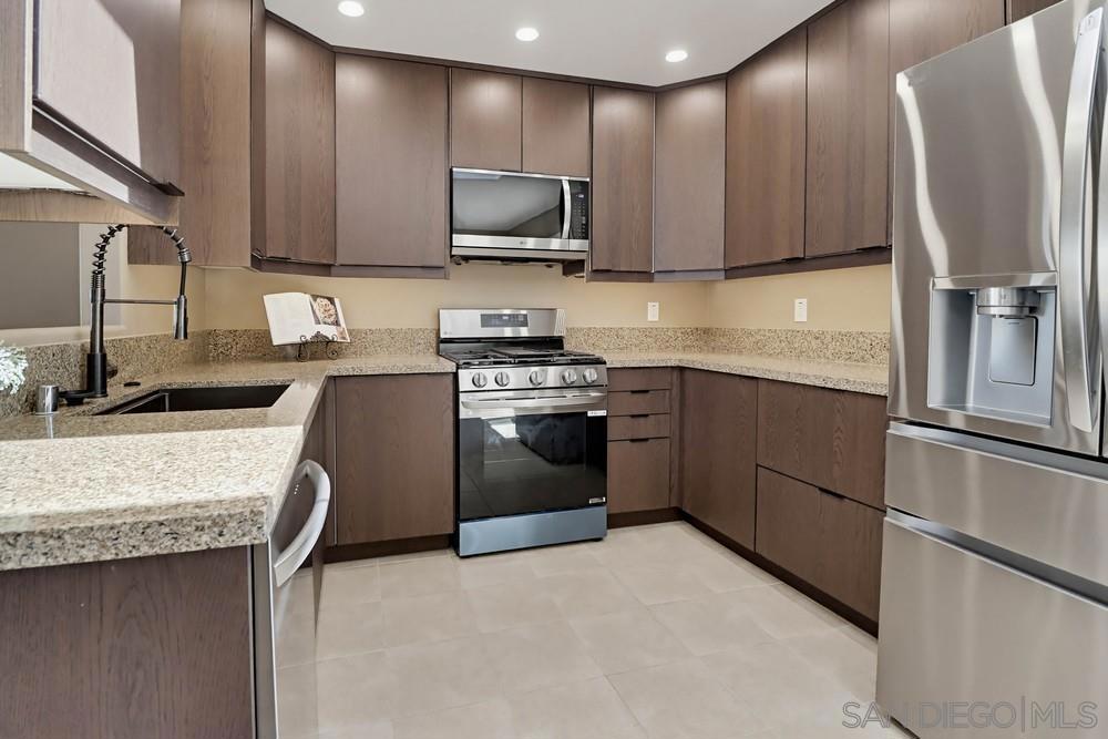 6411 Bradford Street - photo 14
