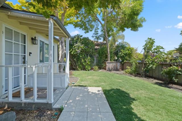 3172 Morris Drive, Palo Alto CA: https://media.crmls.org/mediaz/572d0069-2284-4912-86cd-89391730a73b.jpg