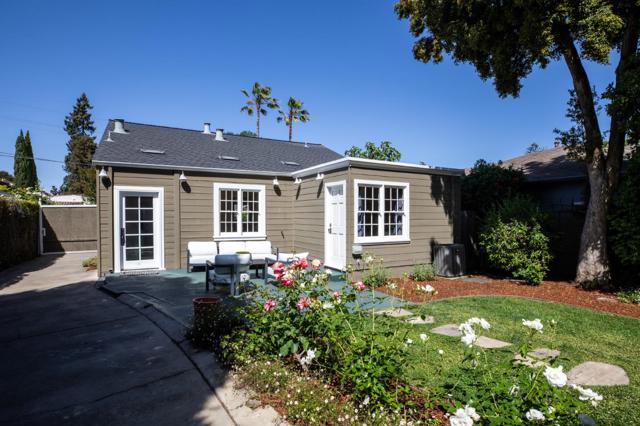 945 Evelyn Street, Menlo Park CA: https://media.crmls.org/mediaz/572d629e-db9f-45d2-a07a-f68f21ac00f0.jpg