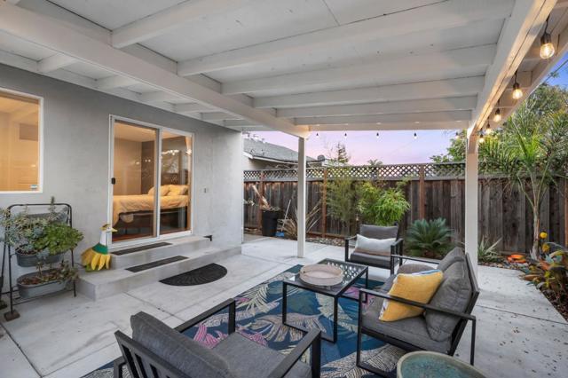 723 Linda Flora Street, San Jose CA: https://media.crmls.org/mediaz/572d6ed9-8e85-49fa-91bf-1419b4586e1b.jpg
