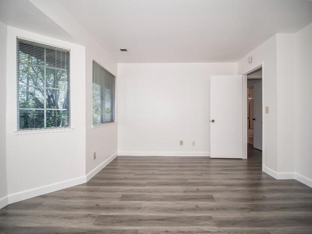 3460 Wine Cask Way, San Jose CA: https://media.crmls.org/mediaz/572d95e2-6dba-4679-b247-784b38d28fdd.jpg