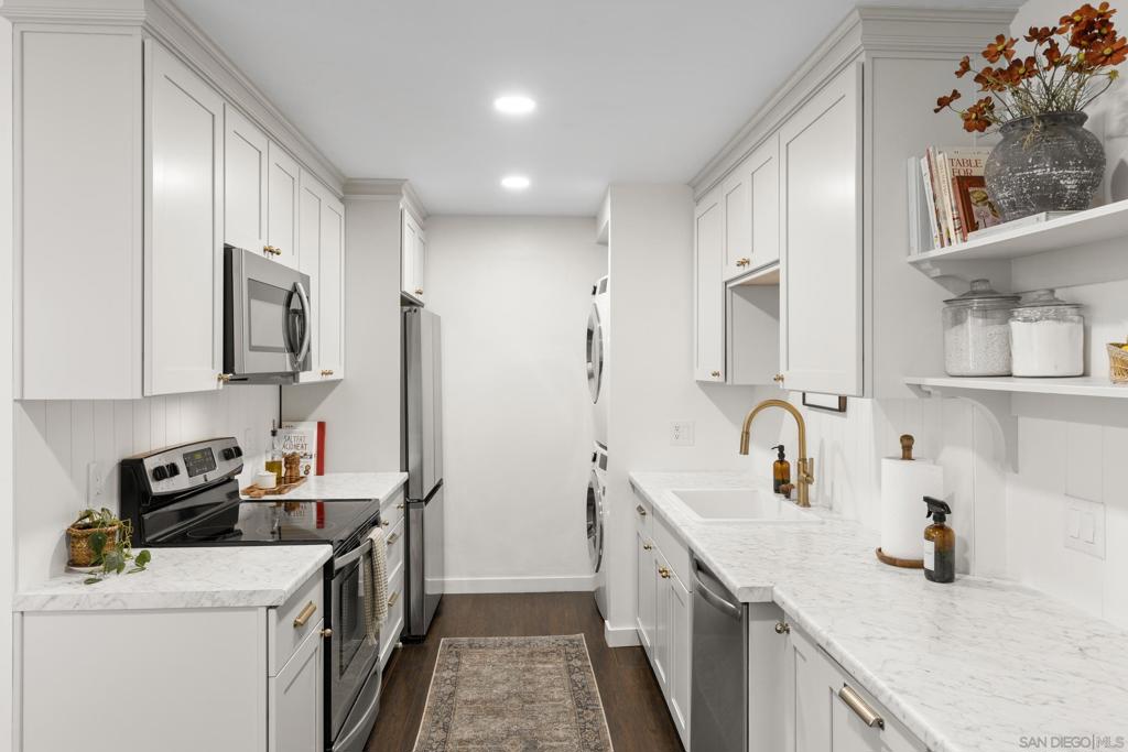 7887 Nightingale Way - photo 13