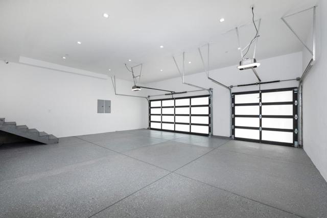 3964 Jefferson Avenue, Redwood City CA: https://media.crmls.org/mediaz/572e0652-974f-4464-9984-cafedfc1f349.jpg