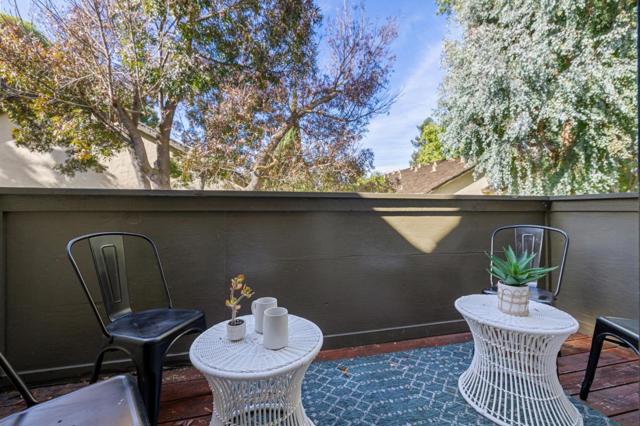 646 S Ahwanee Terrace, Sunnyvale CA: https://media.crmls.org/mediaz/572e1a30-566f-49cf-957f-13561424c74d.jpg