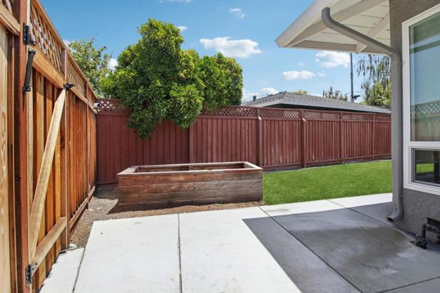 193 Roxbury Street, Santa Clara CA: https://media.crmls.org/mediaz/572eb392-168c-4485-b1be-c86f57608d0a.jpg