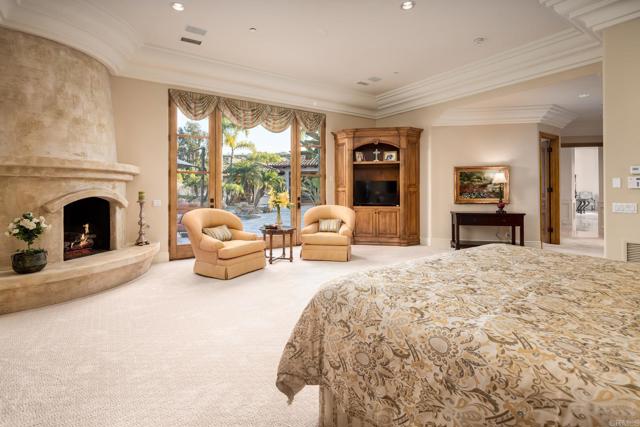 Image 30 of 44 For 14211 Dalia Dr